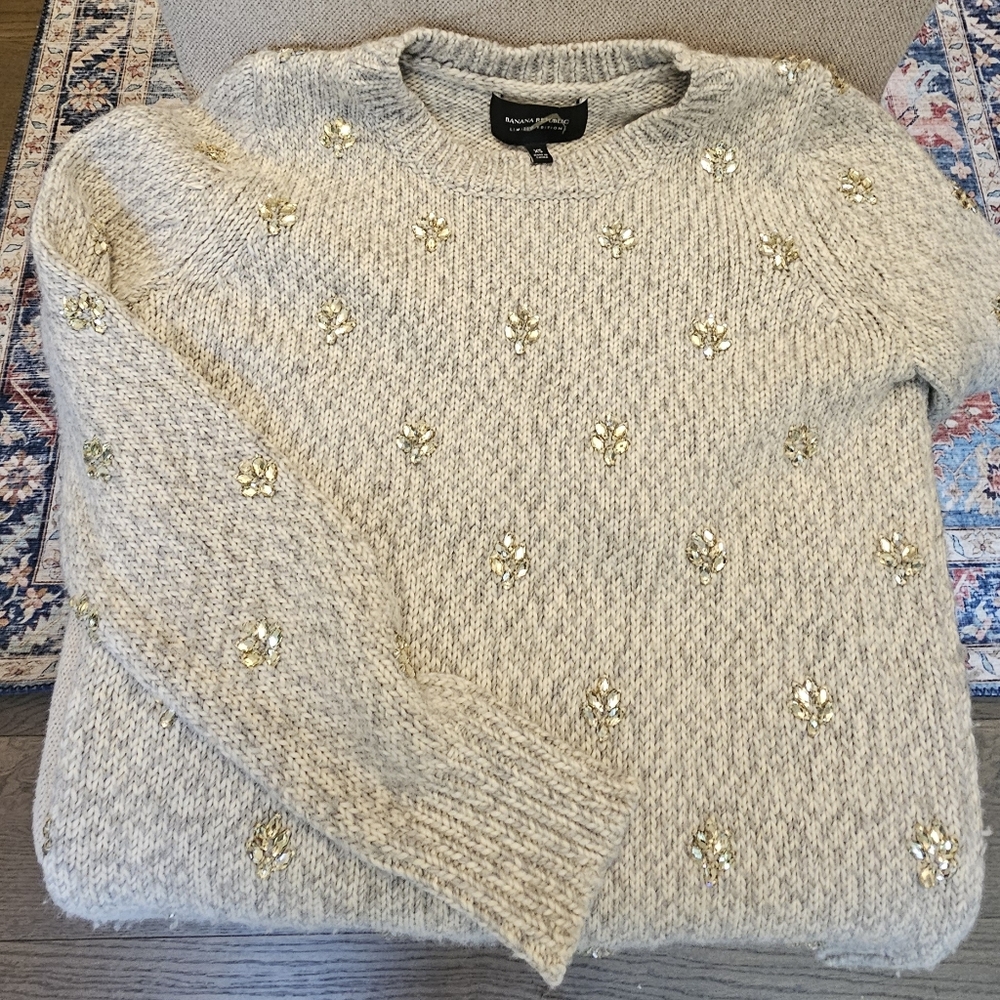 NWOT Banana Republic Limited Edition Embellished Sweater Rhinestone Gray Size XS